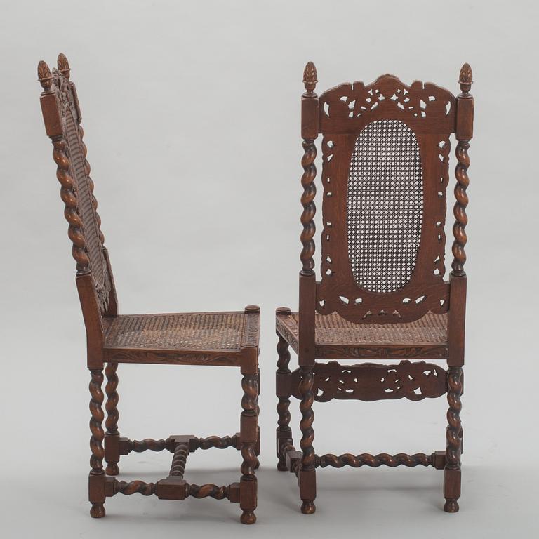 STOLAR, ett par, barockstil, 1900-tal.