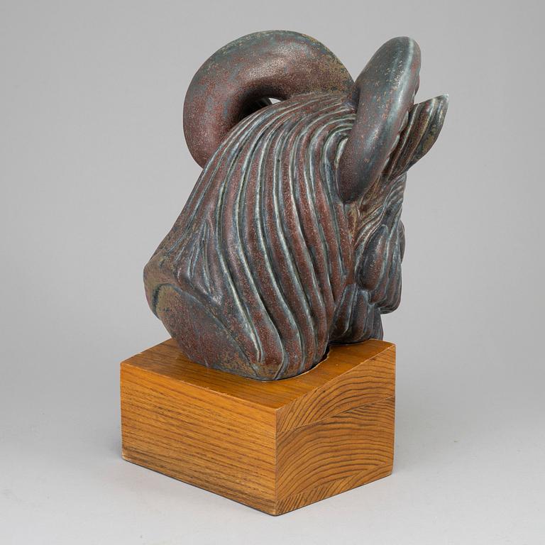 GUNNAR NYLUND, a stoneware sculpture of an aries' head, Rörstrand, ed 42/200.