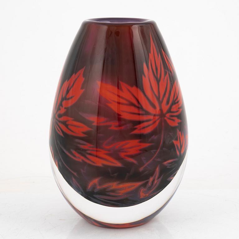 Mats Jonasson, a unique glass vase, Målerås.