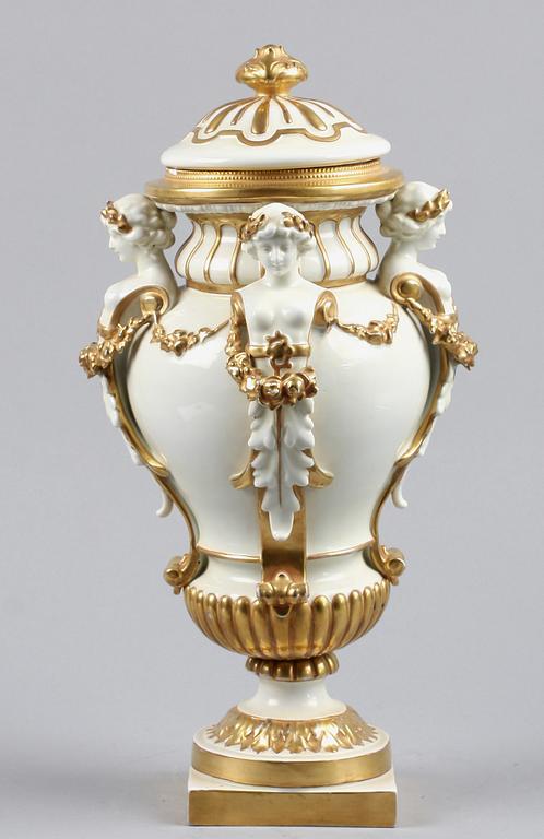 LOCKURNA, porslin, Capodimonte, Aelteste Volkstedter Porzellanfabrik AG, Tyskland, 1900-1936.