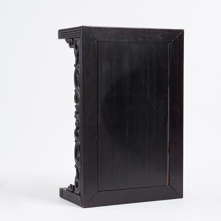 A Kang table, early 20th Century.