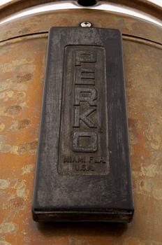 BÅTSTRÅLKASTARE, märkt Perko Miami Fla. USA, 1900-talets första hälft.