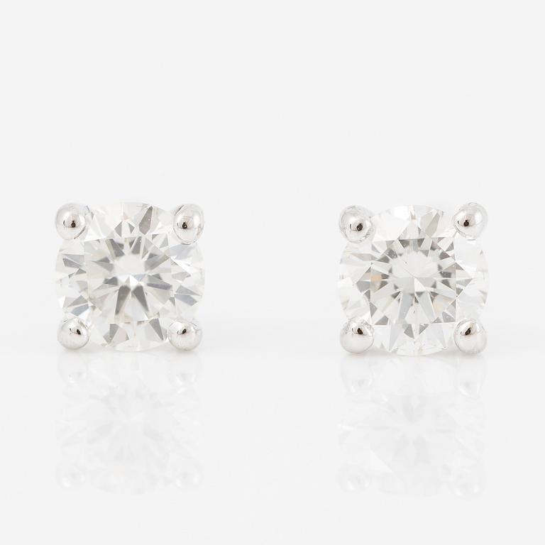 Örhängen 18K vitguld med briljantslipade diamanter.