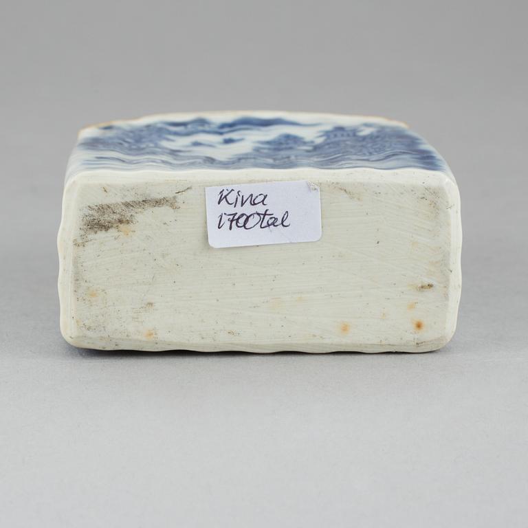 TEDOSA, porslin, 1700-tal.