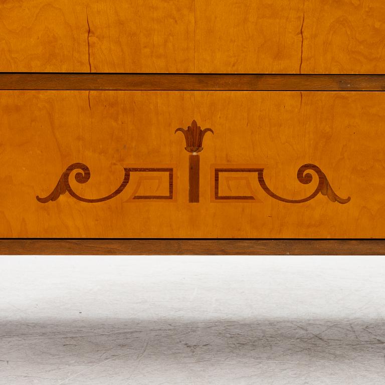 Chest of drawers, 1930s/40s.
