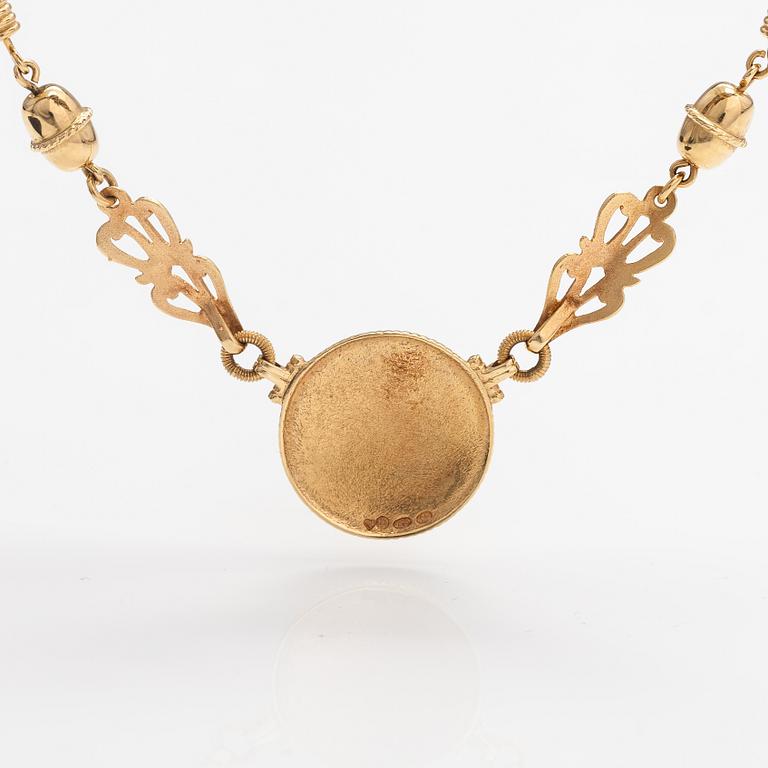 Kalevala Koru, An 18K gold necklace "Sun lion". Helsinki 2005.
