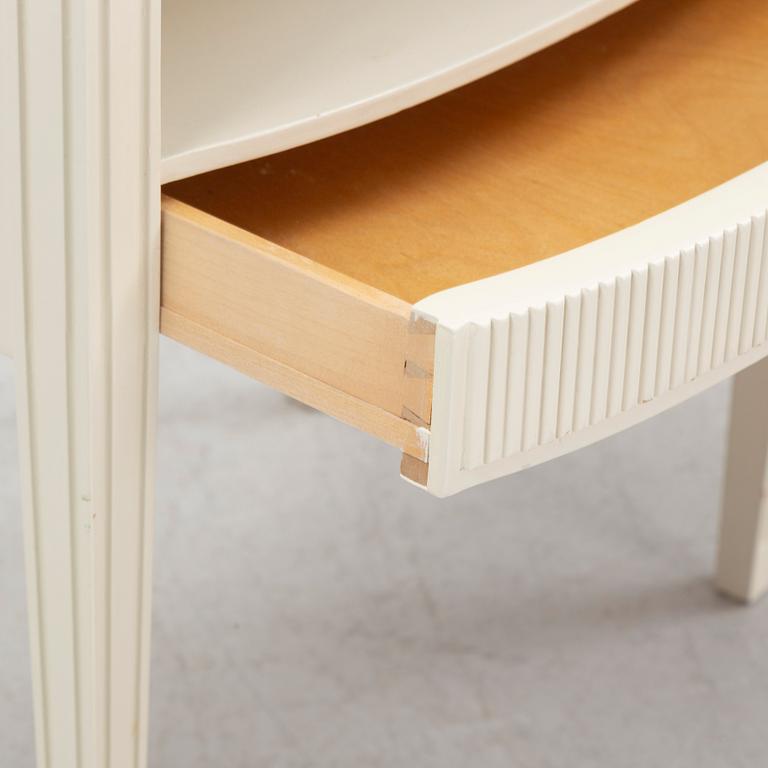 A Swedish dressing table and a bedside table, Nordiska Kompaniet, 1943.