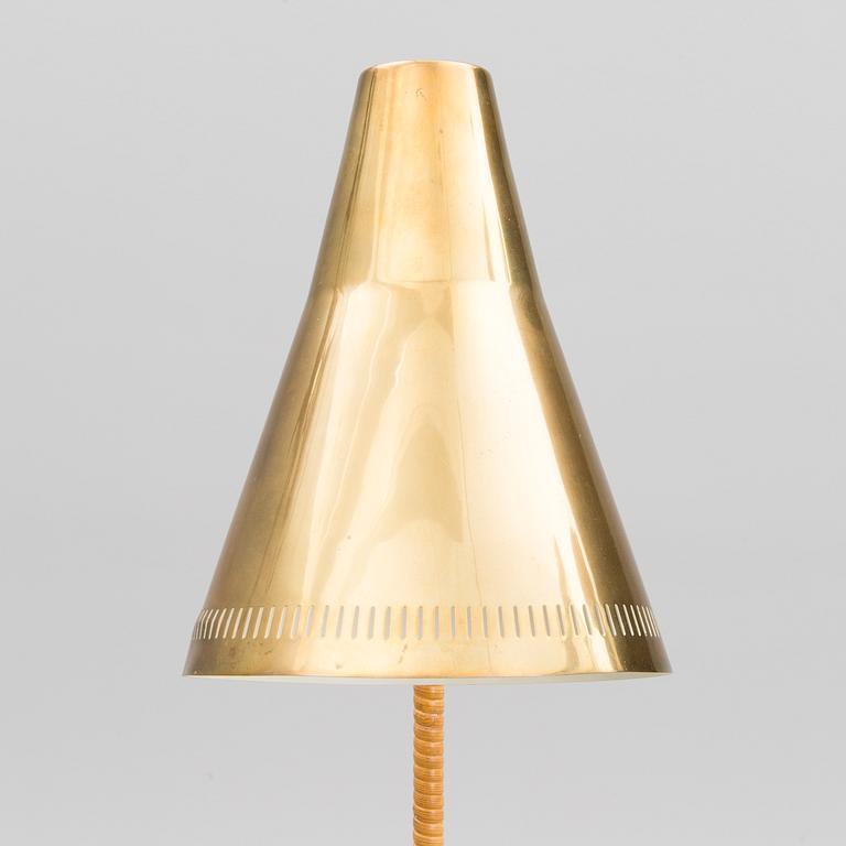 Paavo Tynell, Golvlampa, modell 9628, Taito 1900-talets mitt.