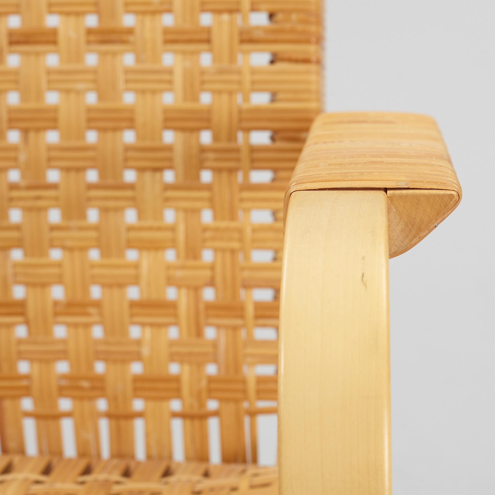 Alvar Aalto, a model 45 armchair, Artek, late 20the century.