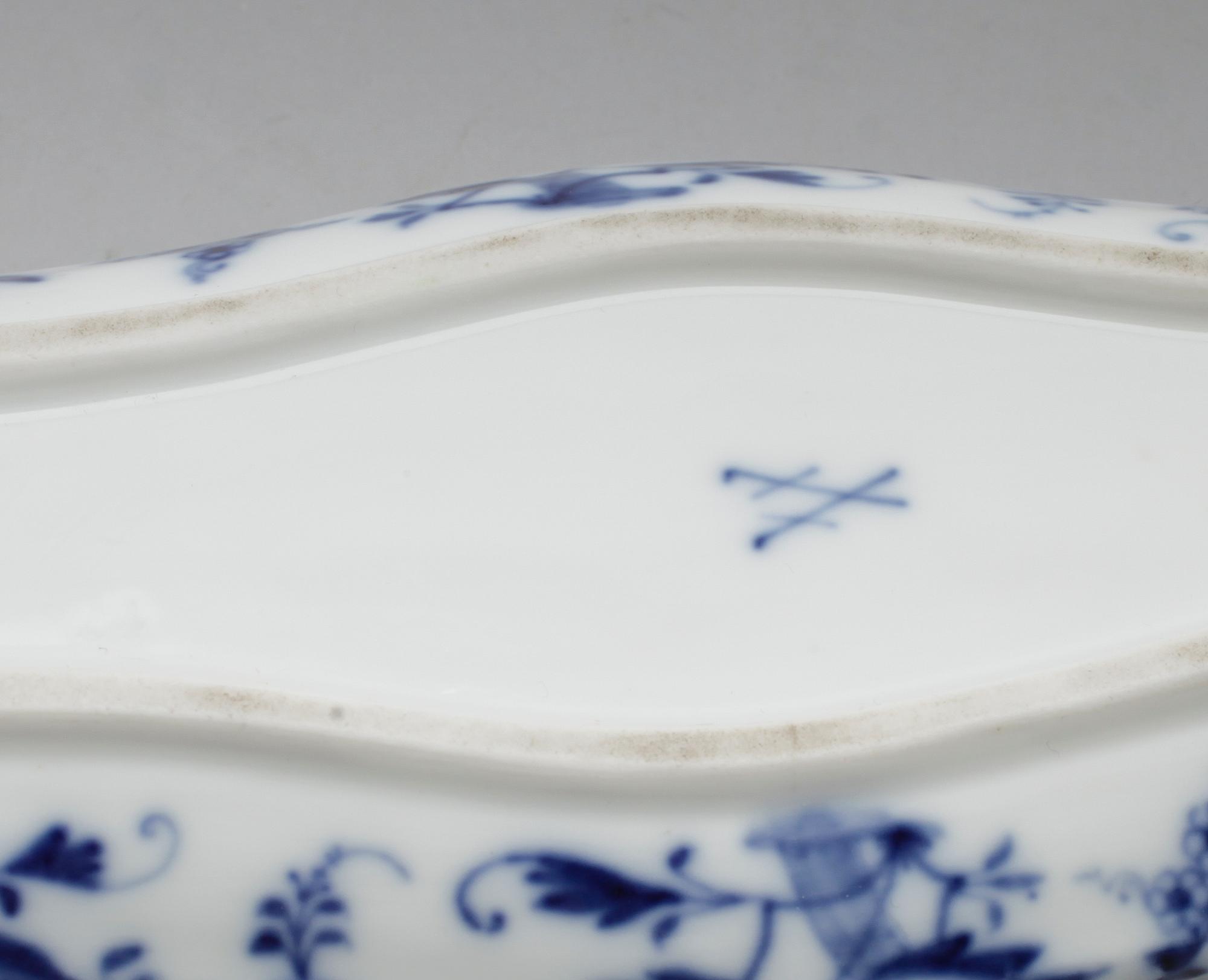 KAMASK, porslin, Meissen, 1900-talets mitt.