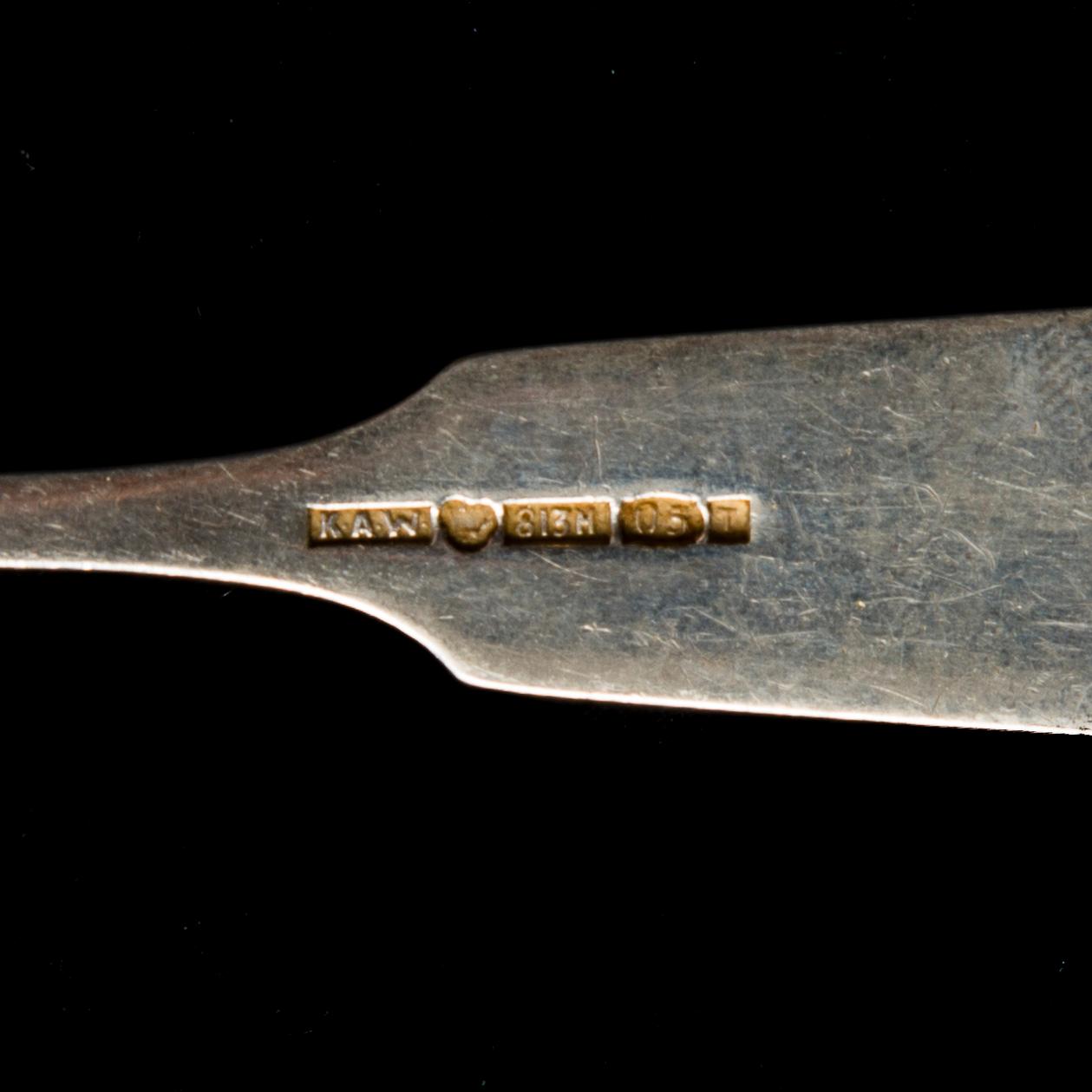 PARTI BESTICK, 44 delar, silver, "Mussla", finska stämplar, 1918-50. Tot vikt 1084,8 g.
