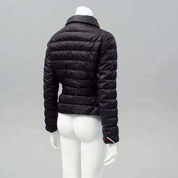 MONCLER, dunjacka, storlek 2.