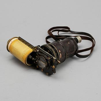 MÄTINSTRUMENT i LÅDA, A. Hurlimann Ponthus & Therrode, Paris, Frankrike. 1900-talets början.