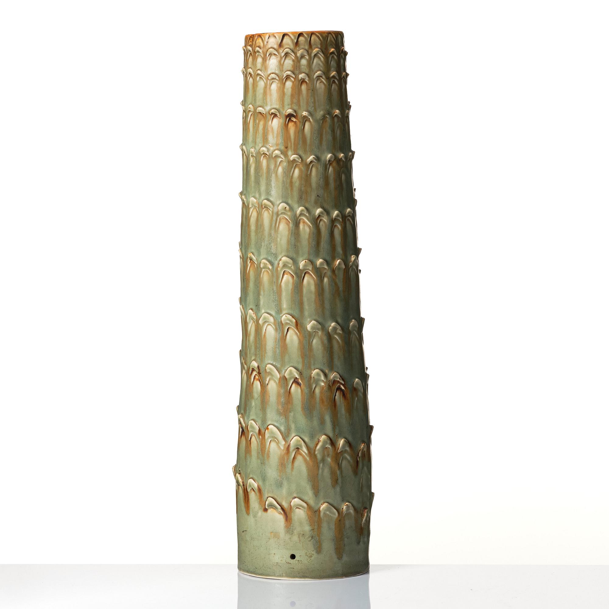 Carl-Harry Stålhane, a unique stoneware floor vase, Rörstrand 1949.