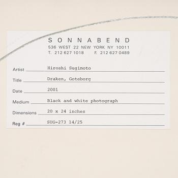 Hiroshi Sugimoto, "Draken, Göteborg", 2001.