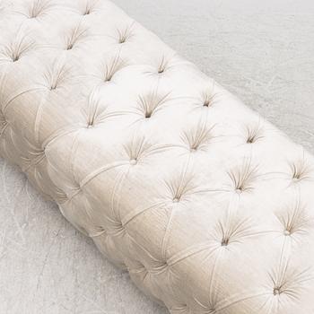A pouf / bench, Ascension Latorre, contemporary.