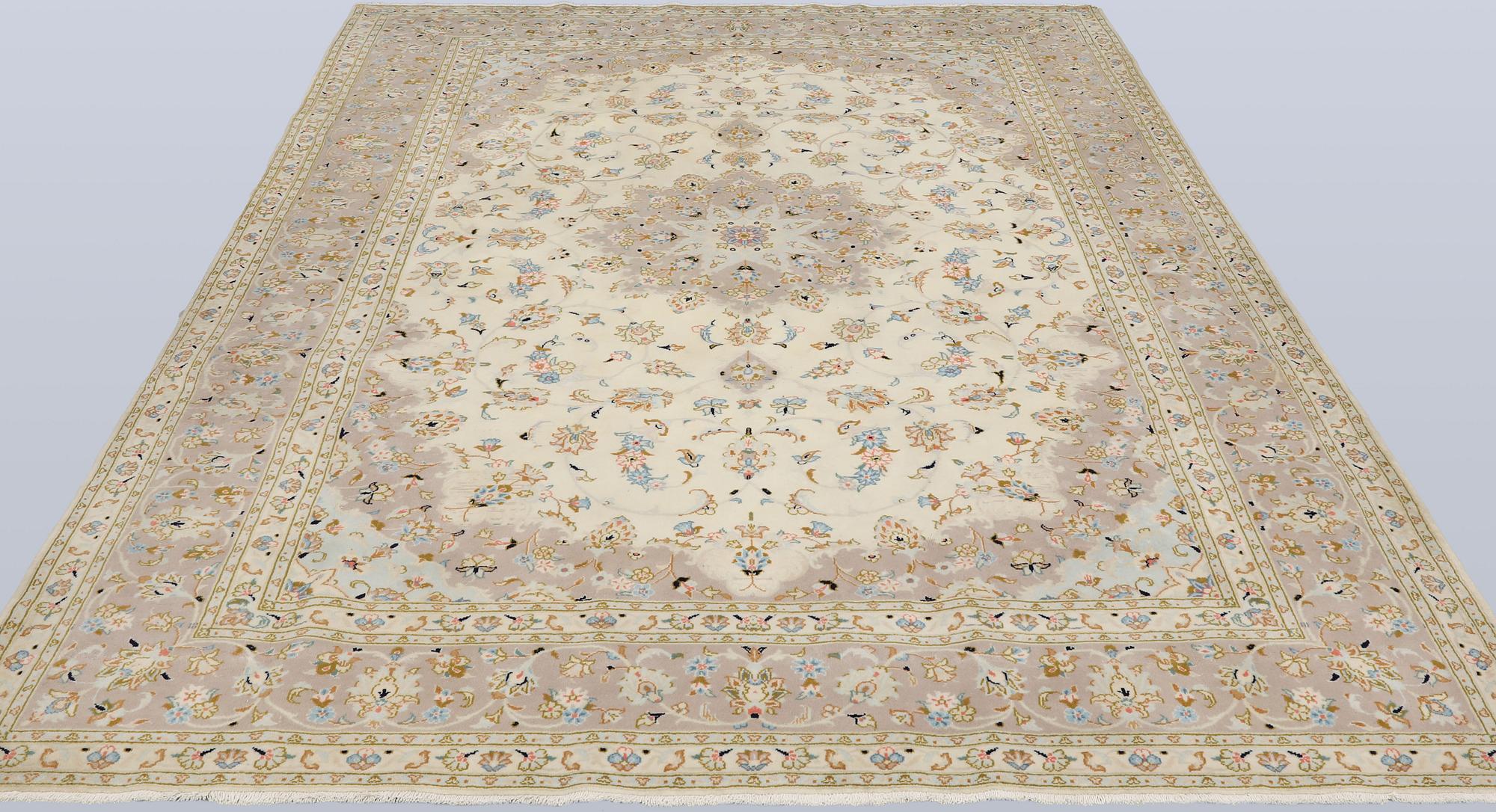 A Keshan carpet, approx. 300 x 206 cm.