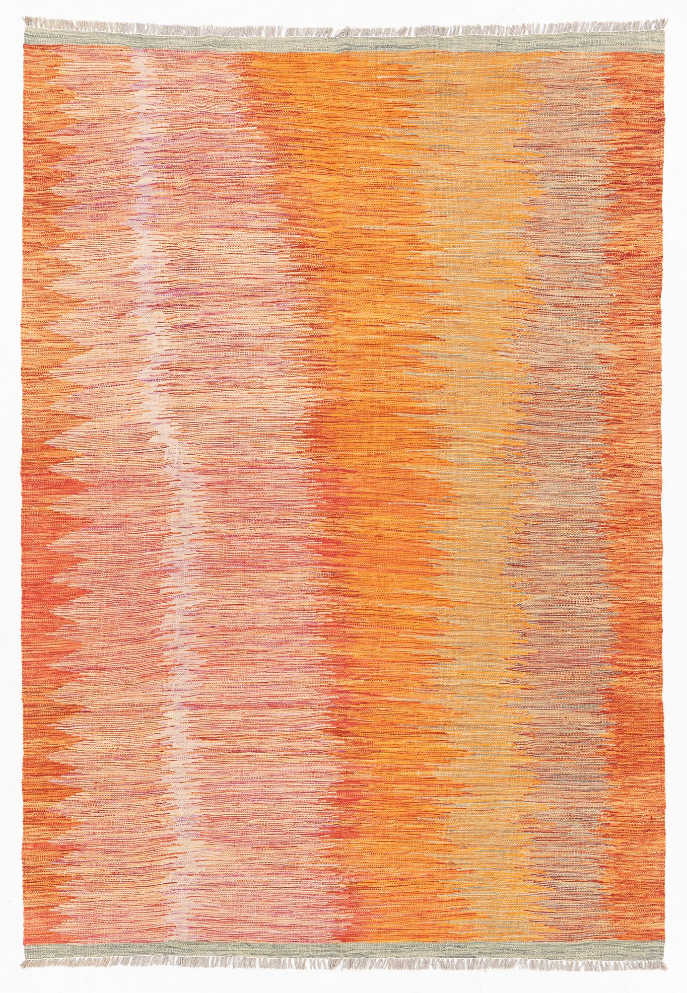 A Kilim rug, c. 249 x 172 cm.