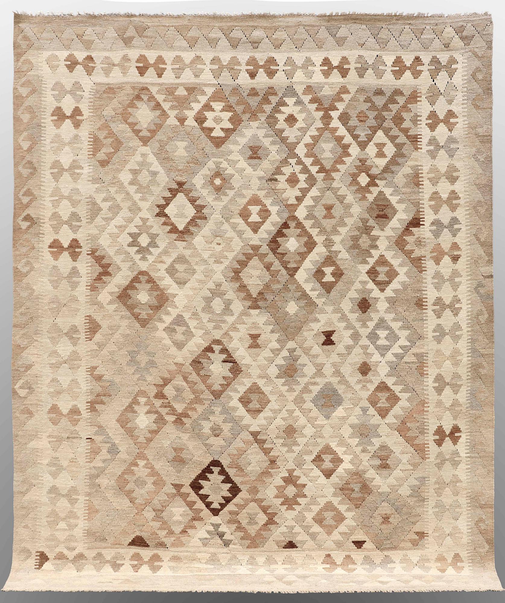 MATTA, Kelim, ca 256 x 207 cm.