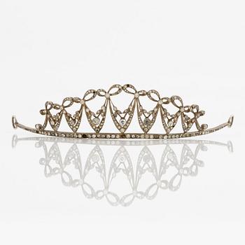 Diadem silver and paste.