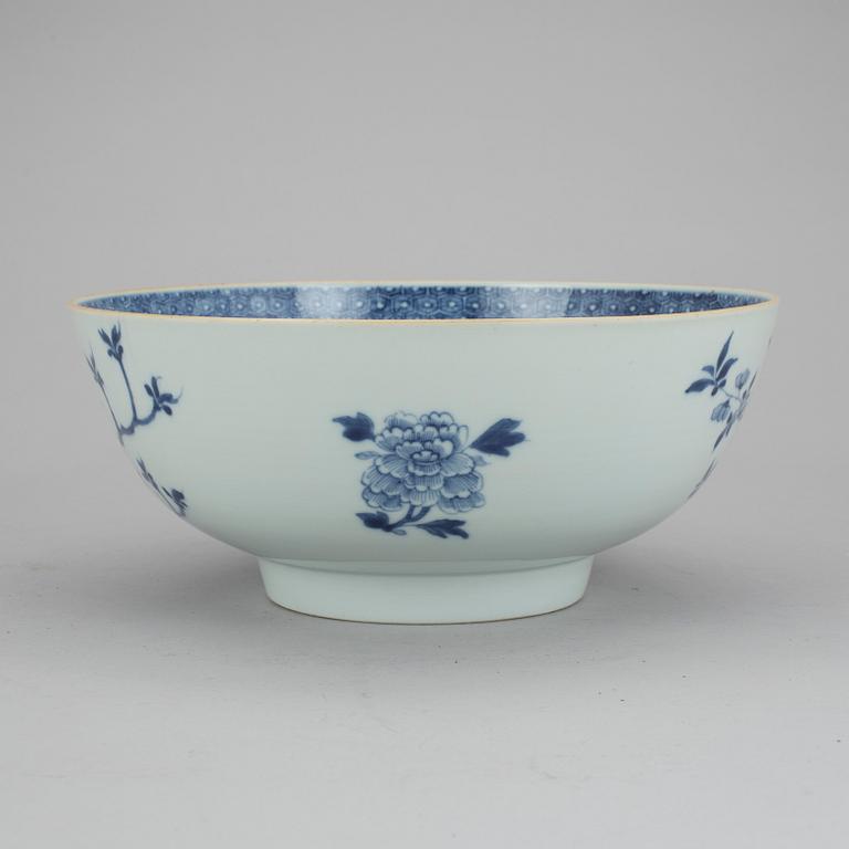 SKÅL, porslin, Kina, Qian Long 1736-1795.