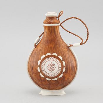 A flask by Anders Sunna, signed.