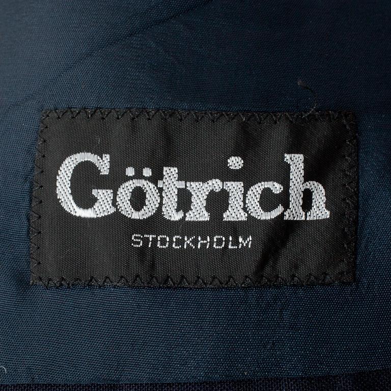 GÖTRICH, a men's suit consisting of jacket, vest and pants.