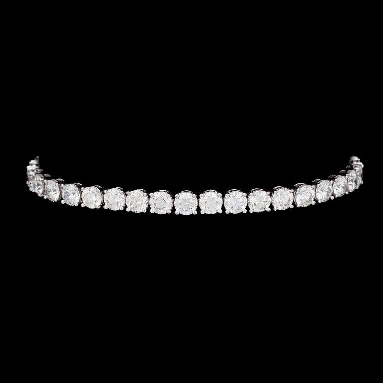 ARMBAND, briljantslipade diamanter, tot. 14.66 ct.