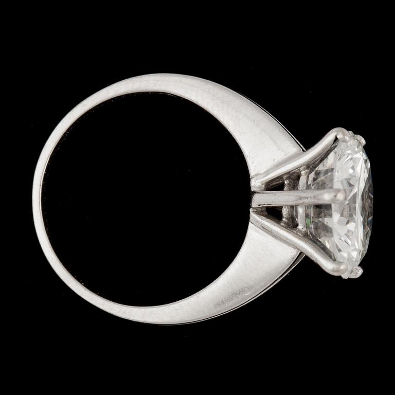 RING, briljantslipad diamant, 5.87 ct.