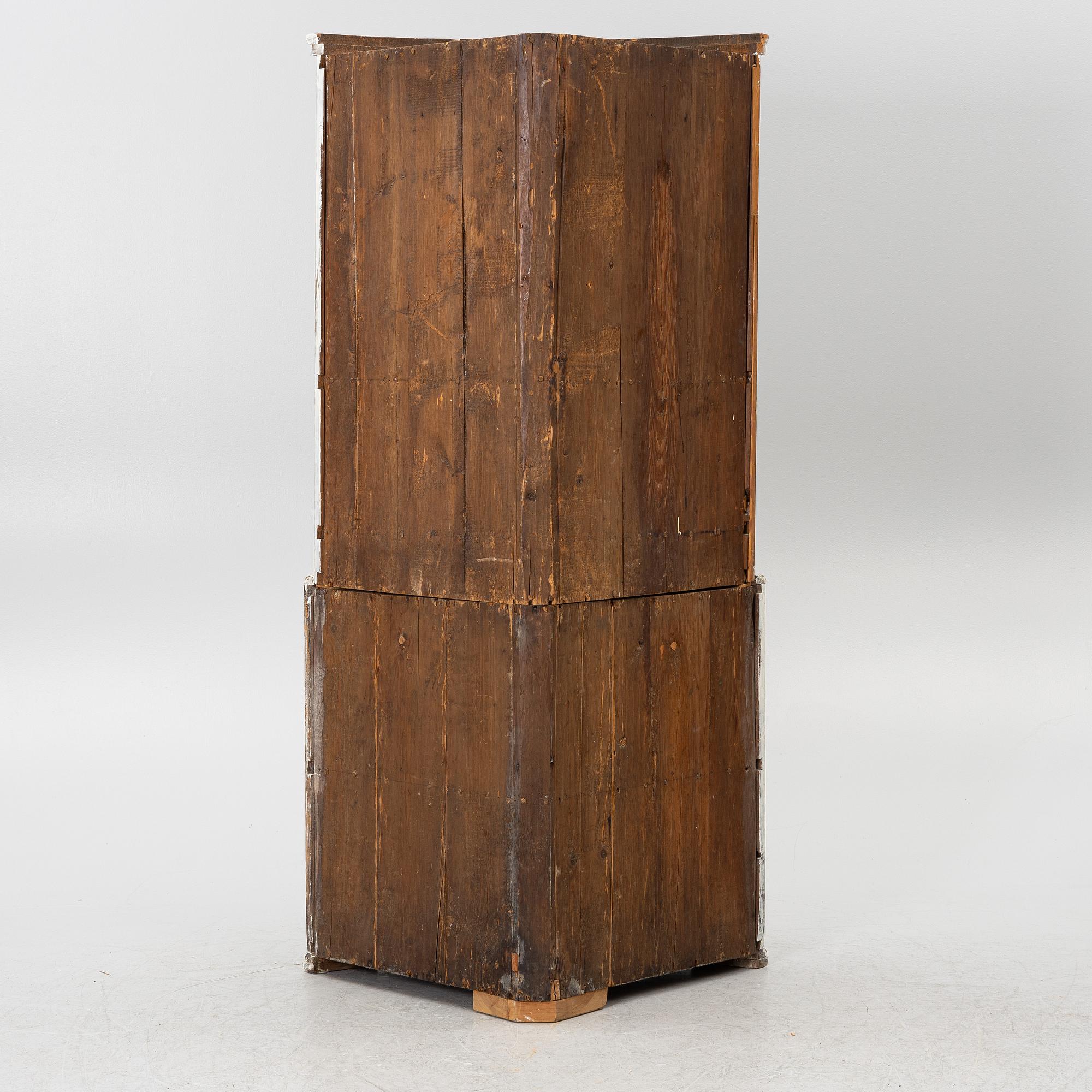 Corner cabinet, Gustavian, late 18th century.