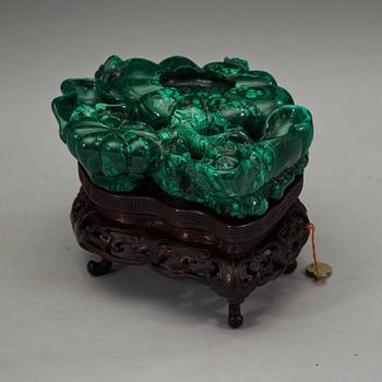 PENSELBAD, malakit. Qingdynasty (1664-1912).