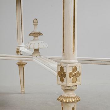 BORD, gustaviansk stil, 1900-talets första hälft.