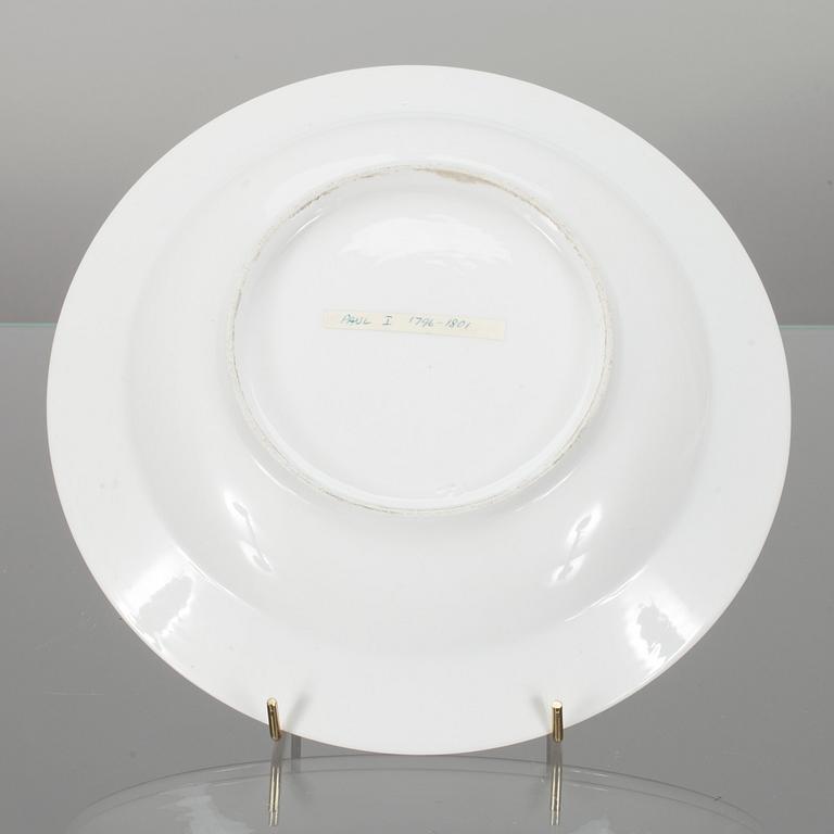 TALLRIK, porslin, möjligen Ryssland sekelskiftet 1700/1800-tal.