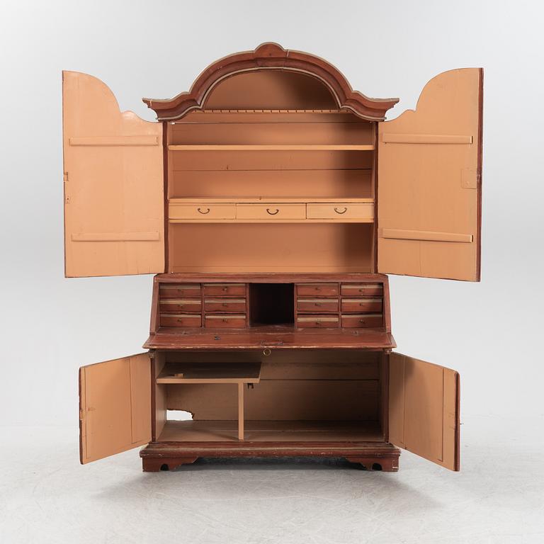 A writing cabinet, around 1800.