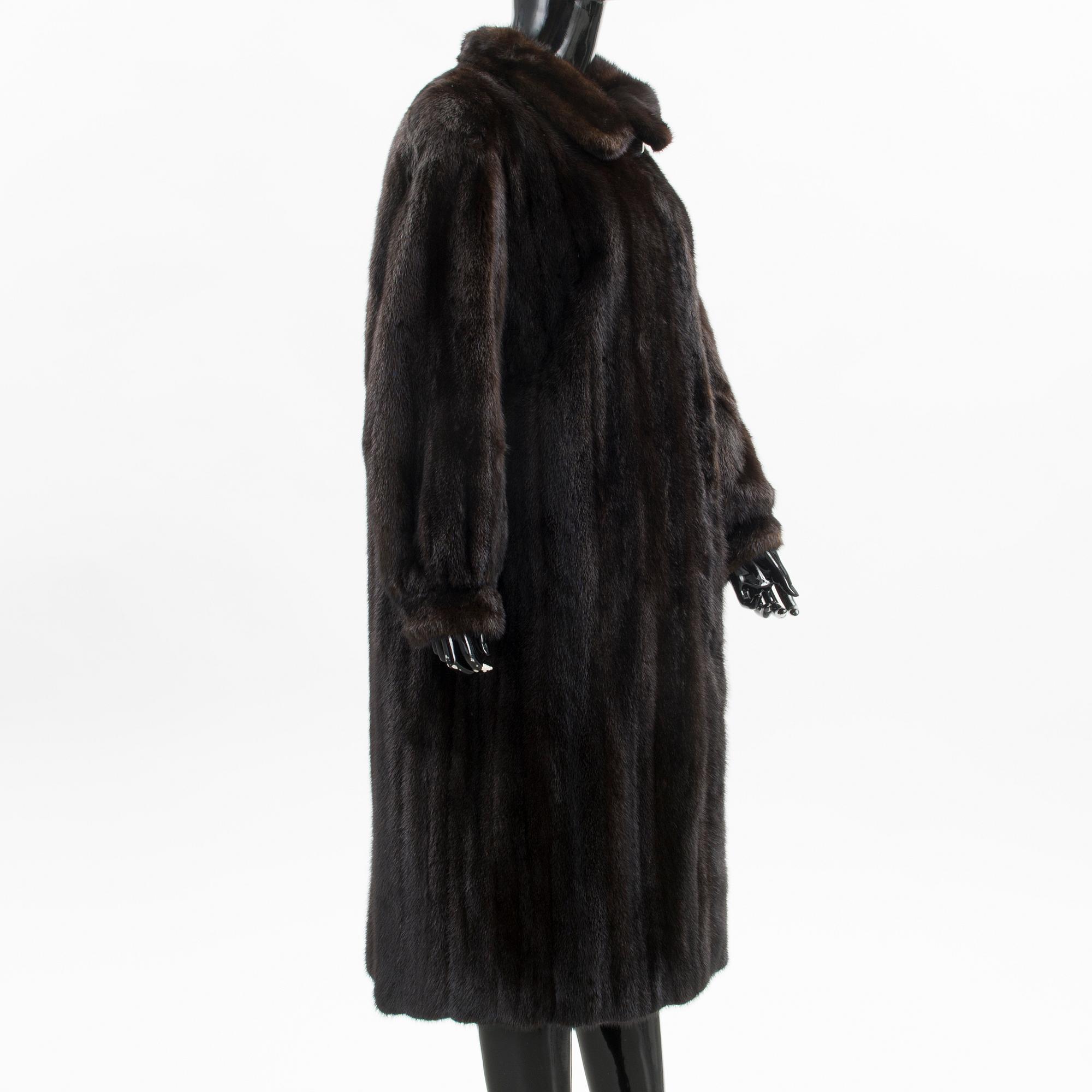 A SAGA MINK FUR COAT.