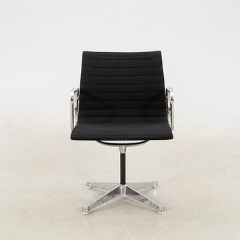 Charles & Ray Eames, kontorsstol "EA 107", Herman Miller 1900-talets andra hälft.