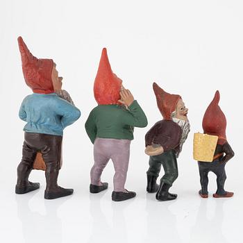 Tomtar, 15 st, 1900-talets första hälft.