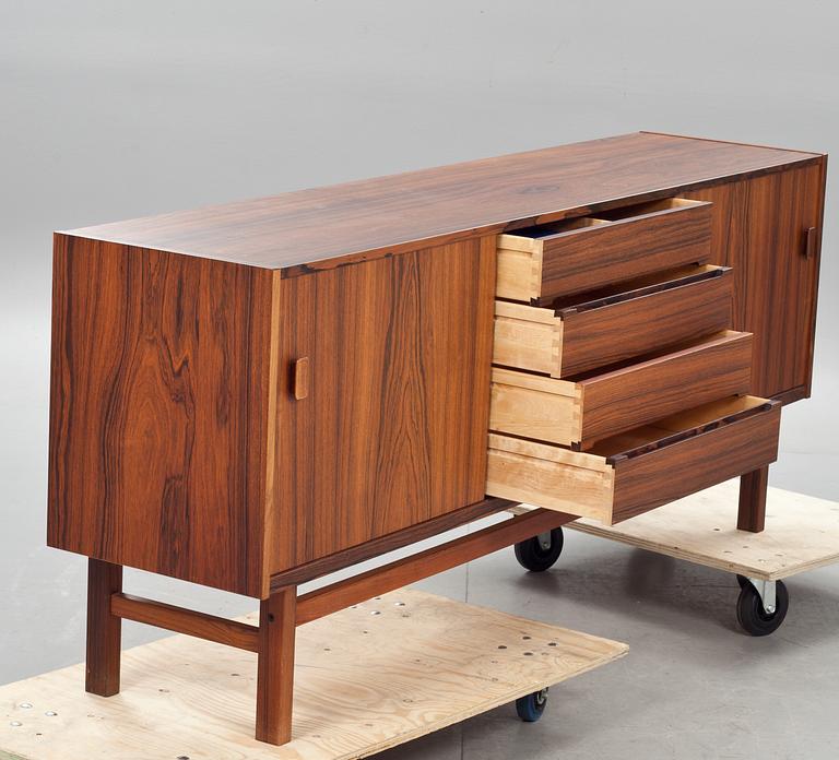 SIDEBOARD, "Arild", Nils Jonsson för Troeds industrier, Bjärnum, 1960/70-tal.