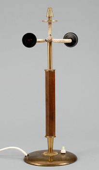 BORDSLAMPA, 1900-talets mitt.