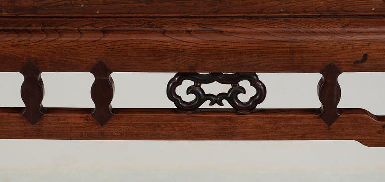 BORD, hardwood. Qing dynastin (1662-1912).