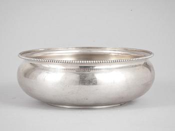 SKÅL, silver. GAB, Stockholm 1919. Vikt ca 430 g.