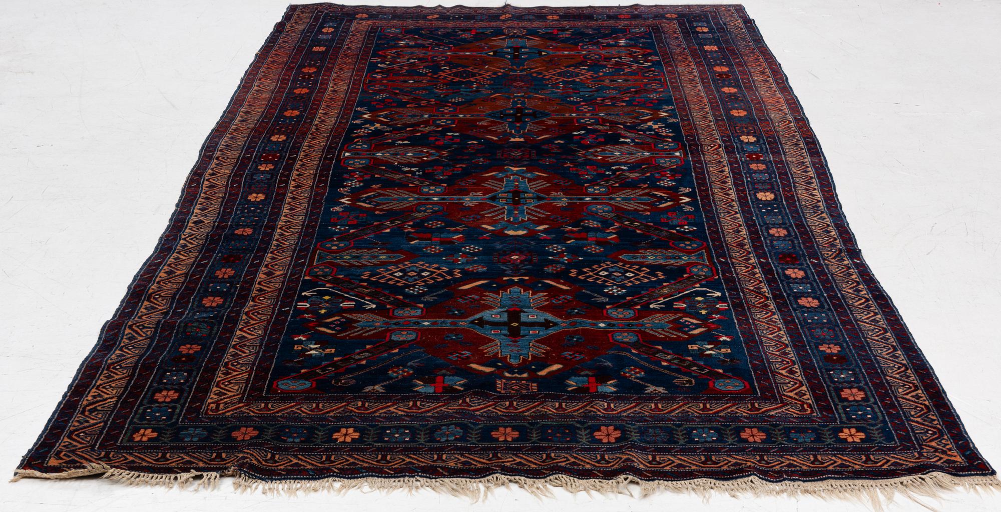 Gallerimatta, Antik Seychour, Östra Kaukasus, ca 330 x 180 cm.