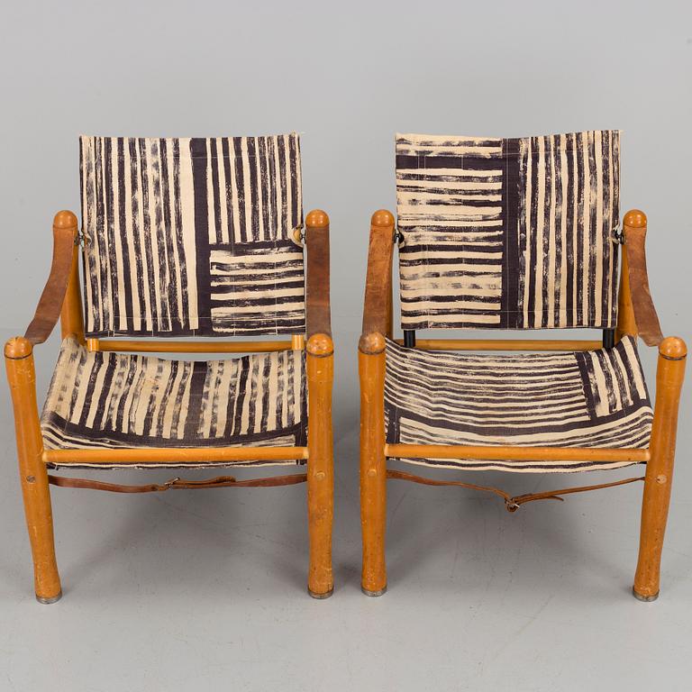 A pair of mid 20th century safari easychairs.