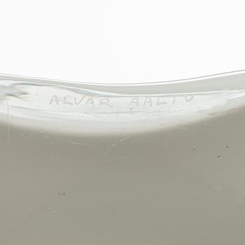 Alvar Aalto, a '3031' vase signed Alvar Aalto.