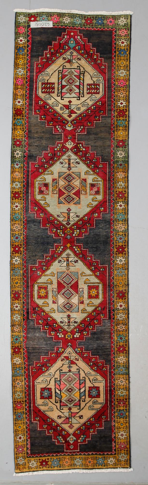 MATTA, galleri, Sarab. Ca 376 x 97 cm.
