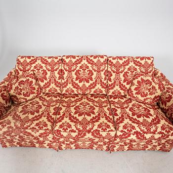 A mid 1900s/second part sofa.