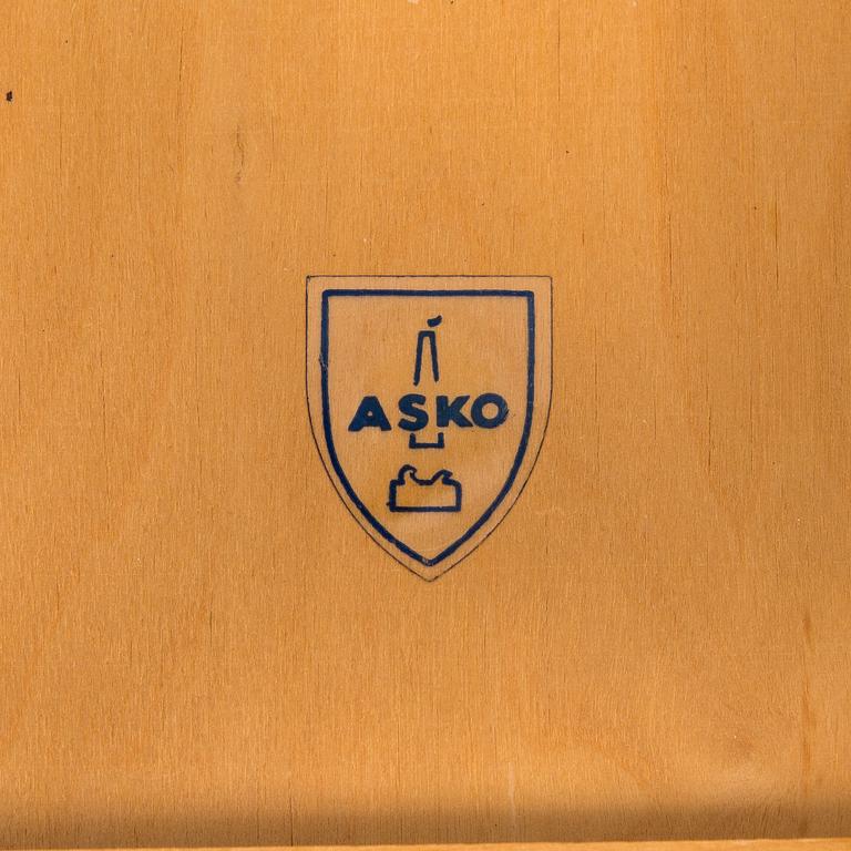 Ilmari Tapiovaara, four mid-20th century 'Pelimanni' chairs for Asko.