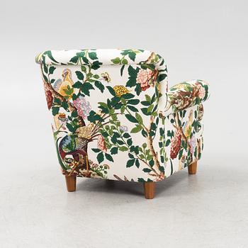 Josef Frank, a model 568 easy chair, Firma Svenskt Tenn.