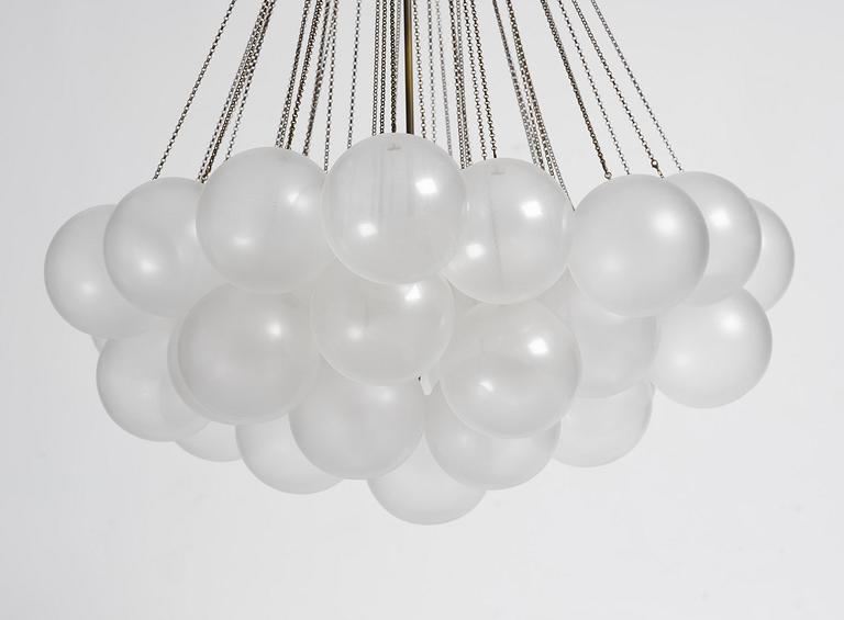 Gabriel Hendifar, a "Cloud 37" chandelier, Apparatus, USA, 2018.
