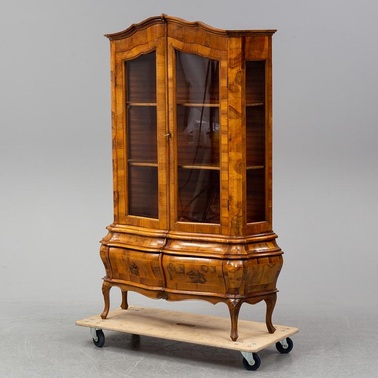 An italian rococo style cabinet, mid 20th century.